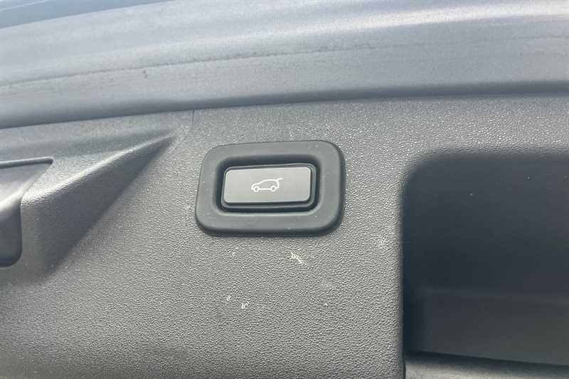 Used Land Rover Discovery Sport 2020 for sale - 76489914: Photo 40