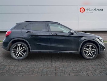 Used Mercedes-Benz GLA 2020 for sale - 77473784: Photo