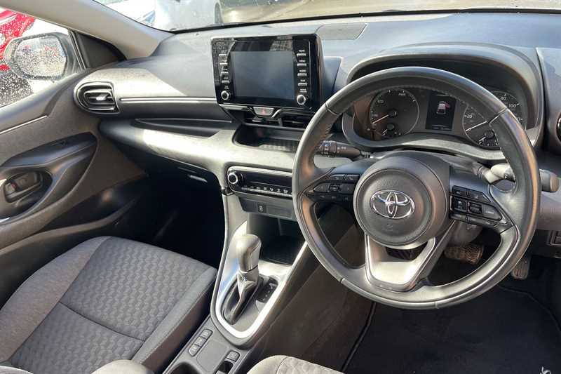 Used Toyota Yaris 2021 for sale - 77800665: Photo 38