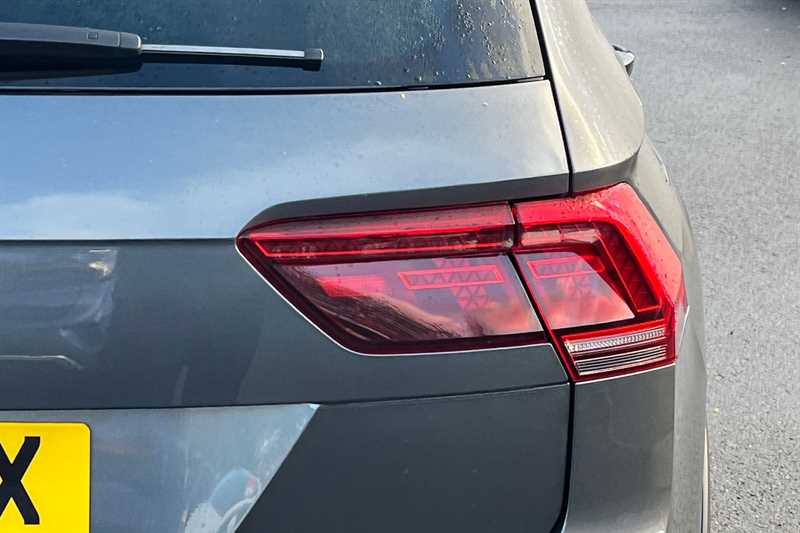 Used Volkswagen Tiguan 2020 for sale - 77322682: Photo 32