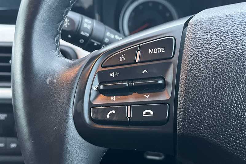 Used Hyundai i10 2022 for sale - 77390390: Photo 21