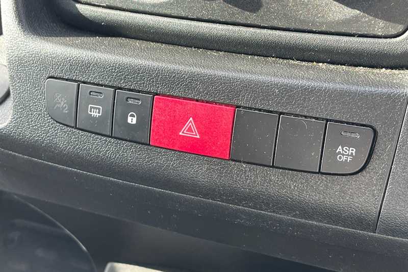 Used Vauxhall Movano 2024 for sale - 76351798: Photo 18