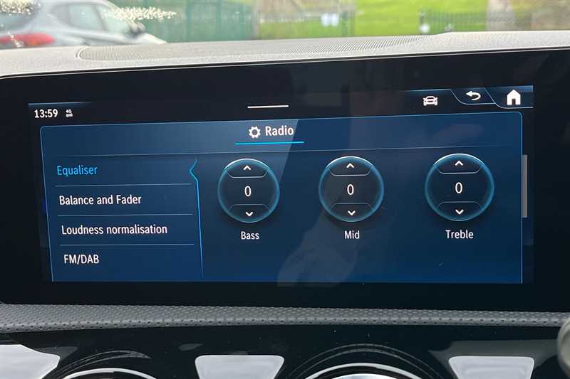 Used Mercedes-Benz A-Class for sale - 77863664: Photo 40