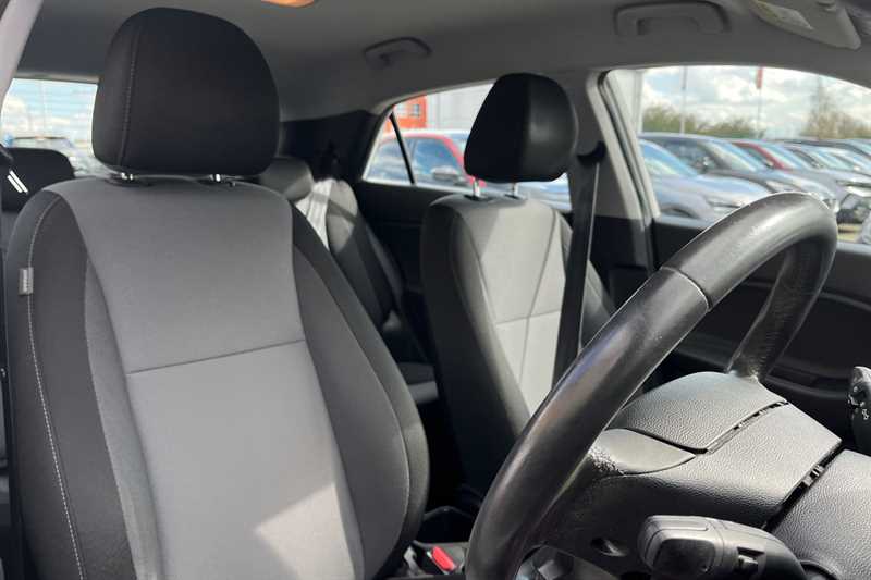 Used Hyundai i20 2017 for sale - 78188996: Photo 23