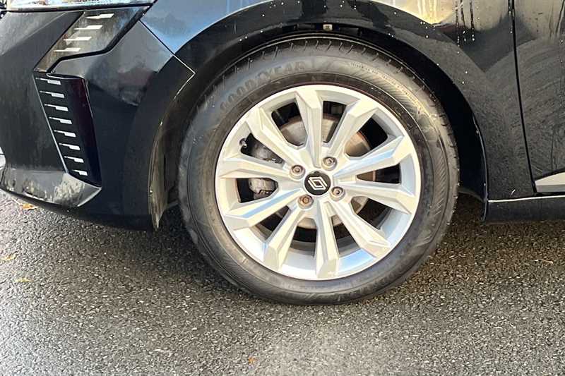 Used Renault Clio 2023 for sale - 76916955: Photo 11