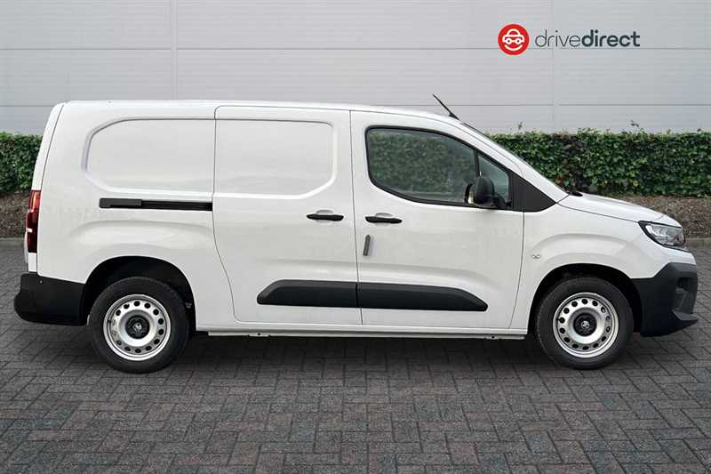 Used Vauxhall Combo 2025 for sale - 77317930: Photo 2