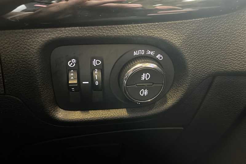Used Vauxhall Astra 2019 for sale - 76140543: Photo 48