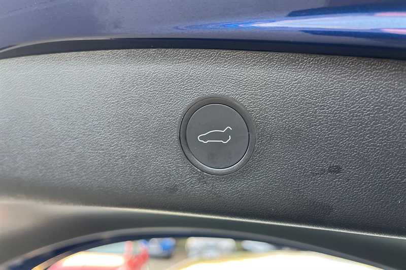 Used Tesla Model 3 2021 for sale - 76944899: Photo 39