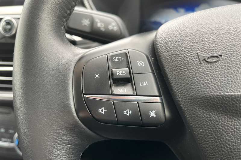 Used Ford Kuga 2021 for sale - 78189526: Photo 21