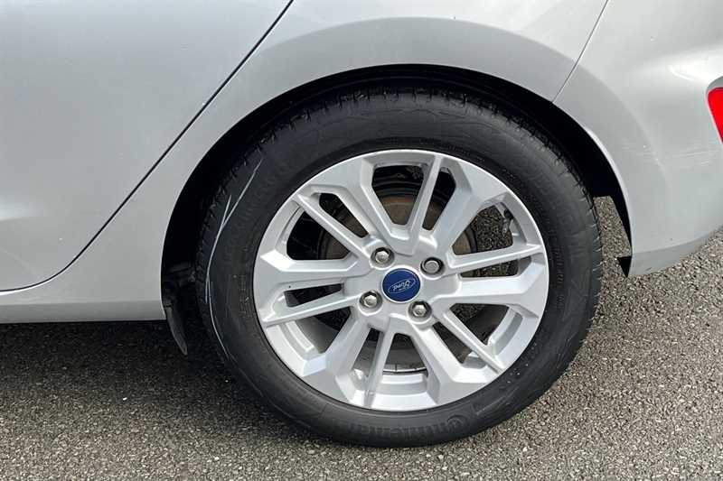 Used Ford Fiesta for sale - 76463122: Photo 11