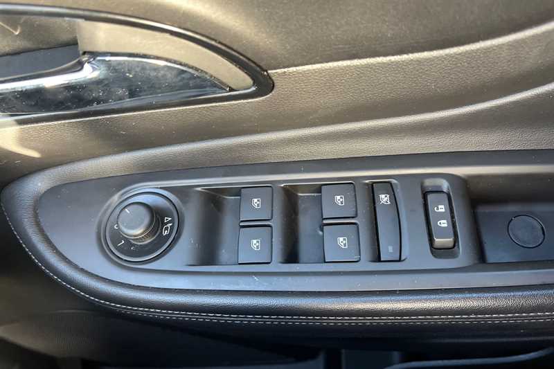 Used Vauxhall Mokka X 2018 for sale - 76891182: Photo 16