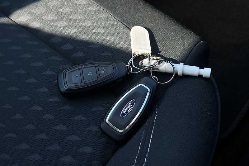 Used Ford Fiesta 2018 for sale - 78051006: Photo 36