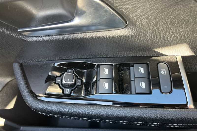 Used Vauxhall Astra 2023 for sale - 76929381: Photo 16