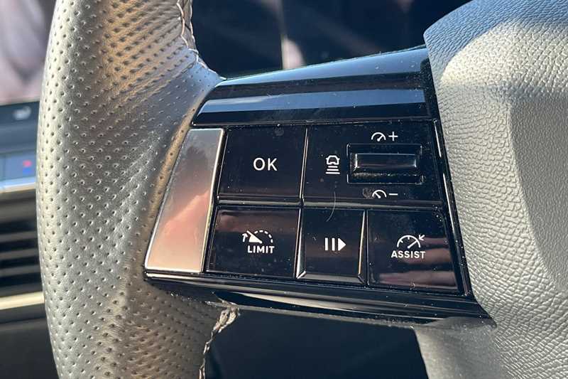 Used Vauxhall Astra 2023 for sale - 76929381: Photo 21