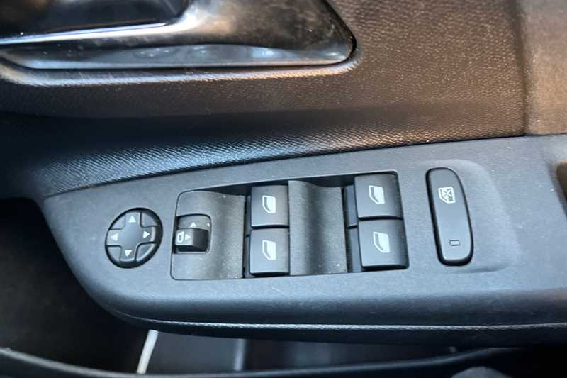 Used Vauxhall Corsa 2023 for sale - 77416608: Photo 16