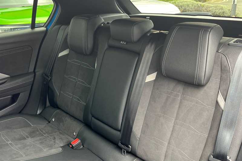 Used Vauxhall Astra 2023 for sale - 77317424: Photo 24