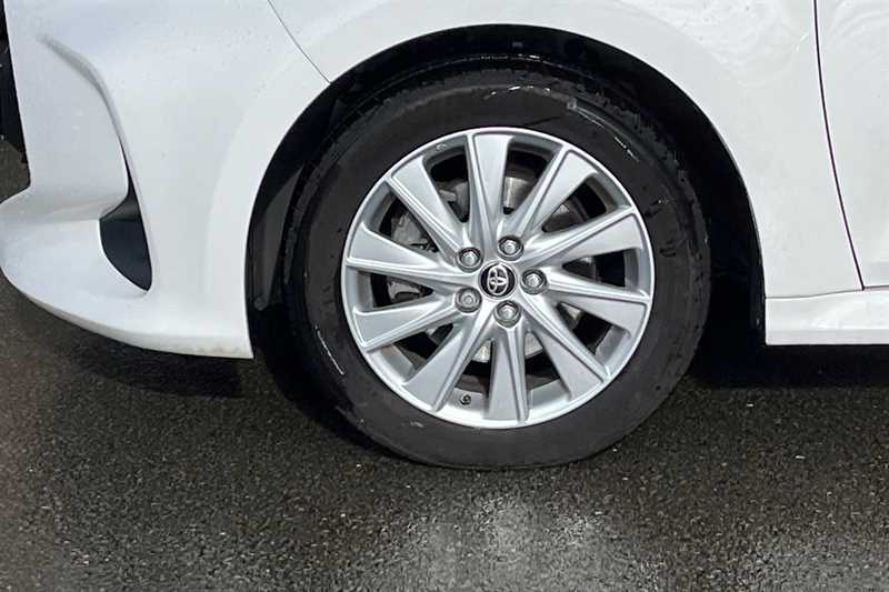 Used Toyota Yaris 2021 for sale - 77827874: Photo 11