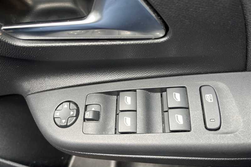 Used Vauxhall Corsa 2023 for sale - 78160454: Photo 16