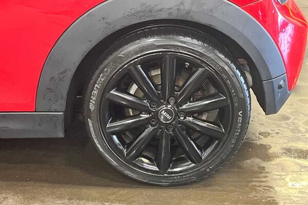 Used MINI Convertible 2018 for sale - 76168942: Photo 12