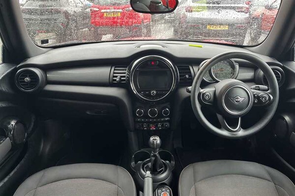 Used MINI Convertible 2018 for sale - 76168942: Photo 13