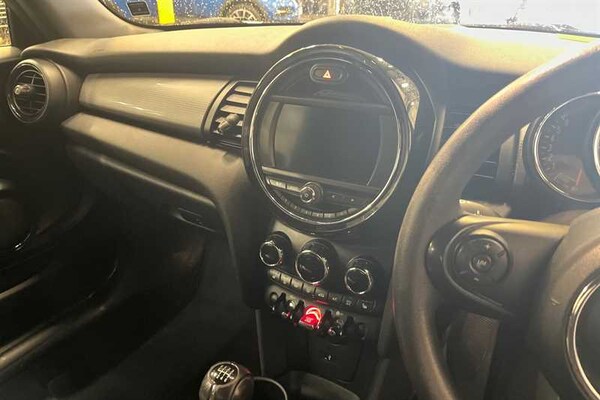 Used MINI Convertible 2018 for sale - 76168942: Photo 14