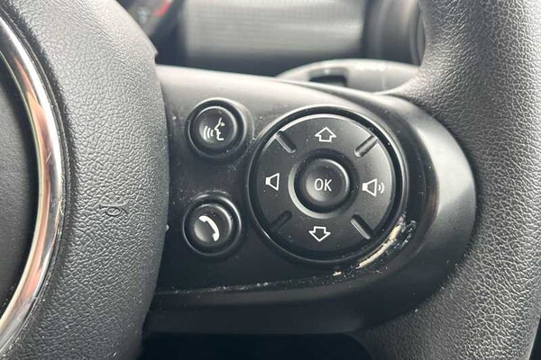 Used MINI Convertible 2018 for sale - 76168942: Photo 22