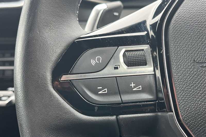 Used Peugeot 2008 2024 for sale - 76516842: Photo 21