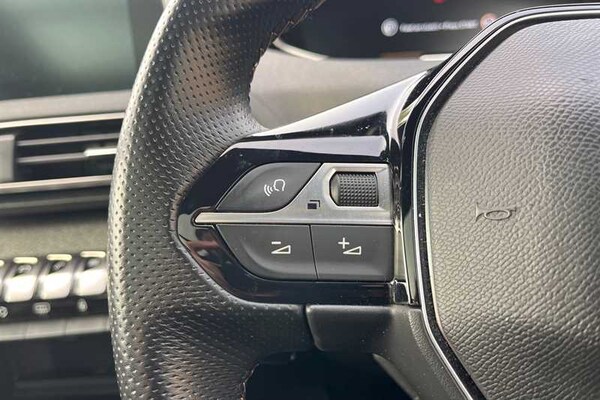 Used Peugeot 3008 2020 for sale - 76125080: Photo 21