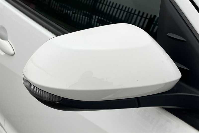 Used Toyota Yaris 2023 for sale - 77482108: Photo 34