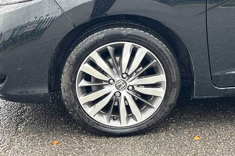 Used Honda Jazz 2018 for sale - 76890974: Photo 11