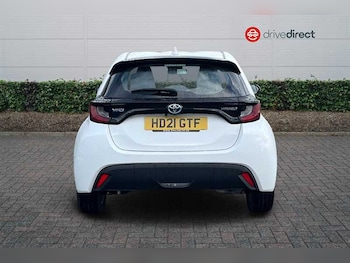 Used Toyota Yaris 2021 for sale - 77796366: Photo