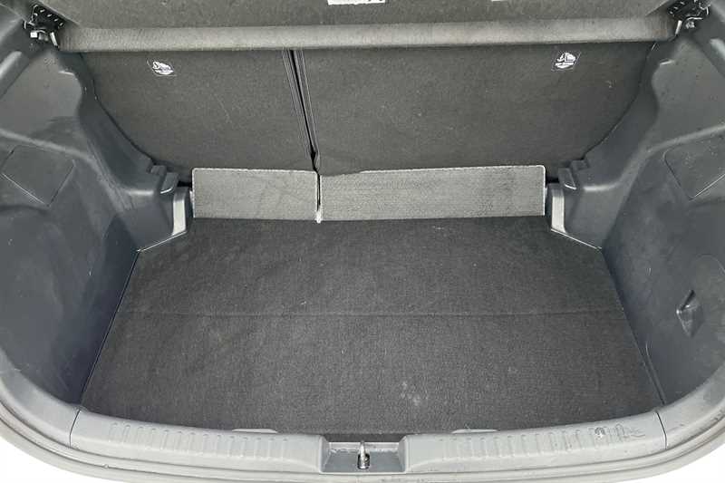 Used Toyota Yaris 2023 for sale - 78130562: Photo 25