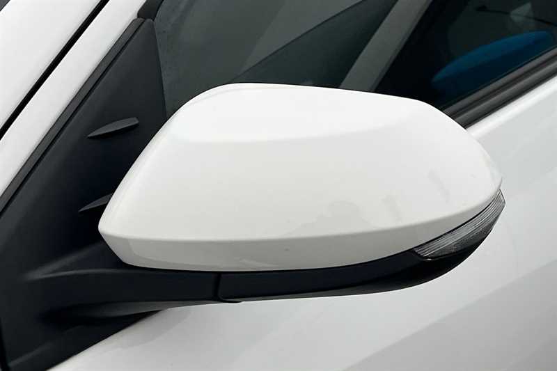 Used Toyota Yaris 2023 for sale - 78130562: Photo 35