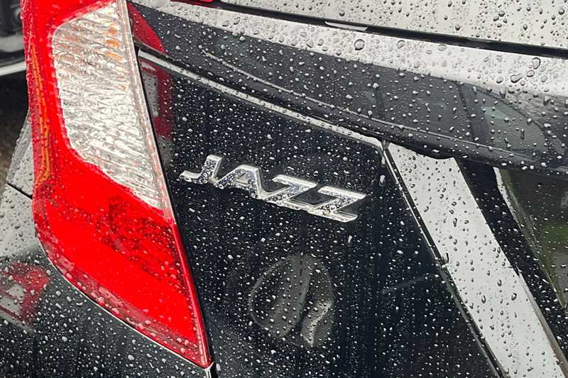 Used Honda Jazz 2018 for sale - 77375476: Photo 30