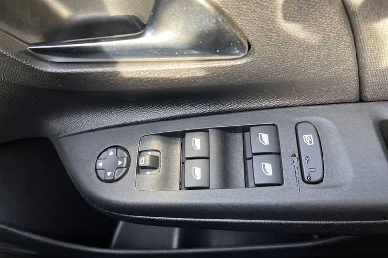 Used Vauxhall Corsa 2023 for sale - 77322134: Photo 16