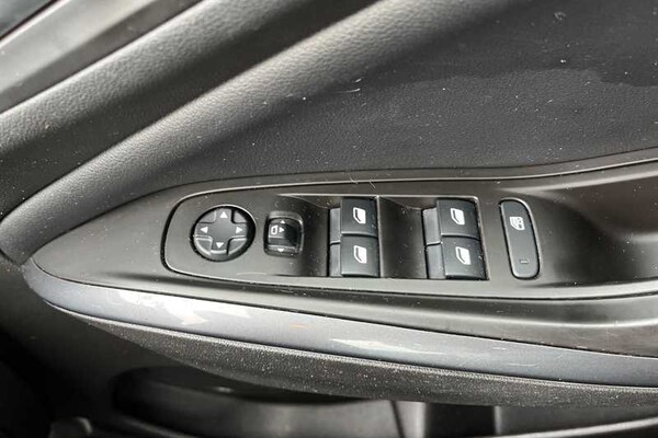 Used Vauxhall Grandland X 2019 for sale - 76140508: Photo 16