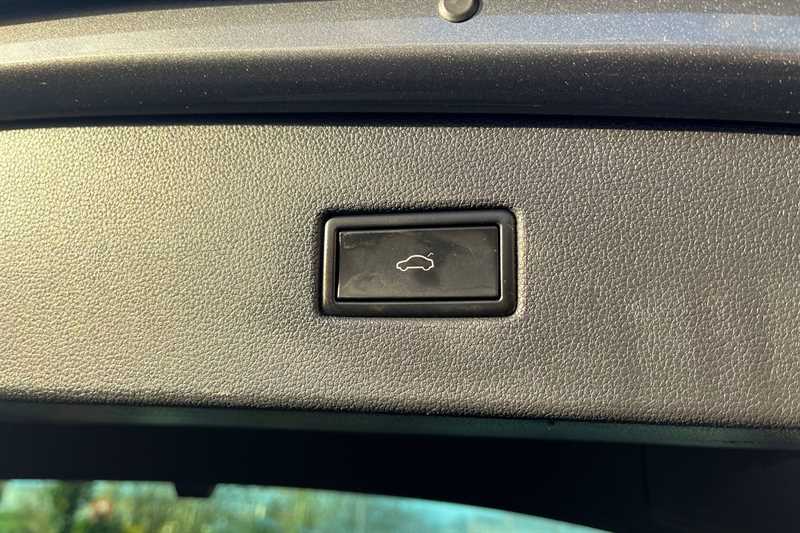 Used Volkswagen Tiguan 2020 for sale - 76956454: Photo 39