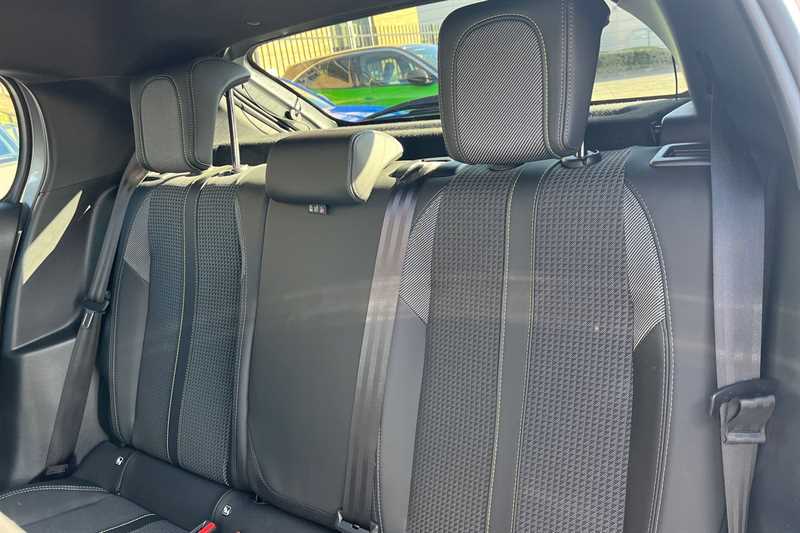 Used Peugeot 208 2020 for sale - 76733610: Photo 24