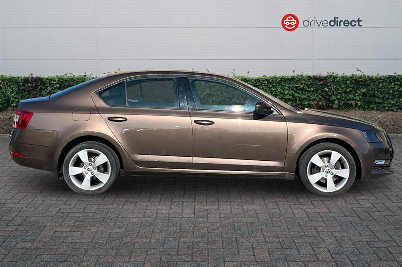 Used Skoda Octavia 2020 for sale - 77758015: Photo 2