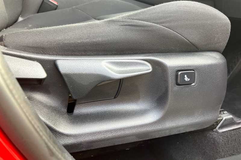 Used Toyota C-HR 2022 for sale - 77322301: Photo 26