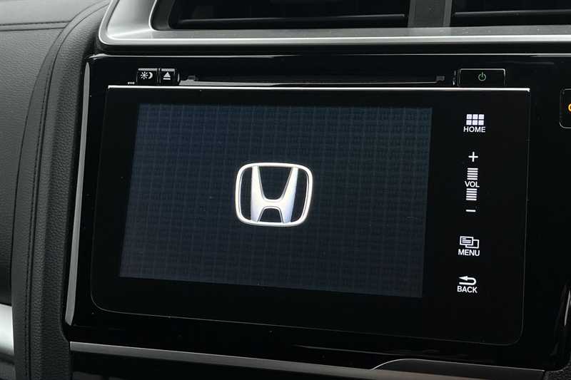 Used Honda Jazz 2018 for sale - 77700357: Photo 17