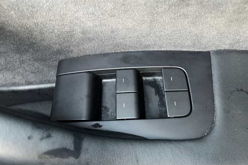 Used Tesla Model 3 for sale - 77362862: Photo 16