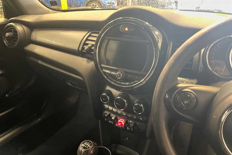 Used MINI Convertible 2018 for sale - 77362520: Photo 14