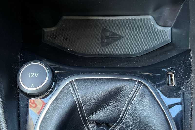 Used Ford Fiesta 2018 for sale - 78222125: Photo 46