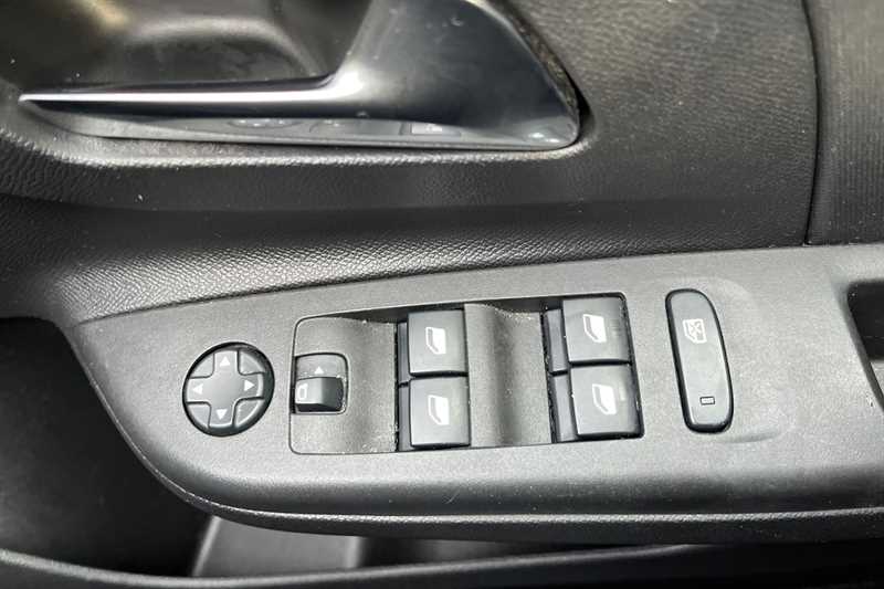 Used Vauxhall Corsa 2021 for sale - 76944938: Photo 16