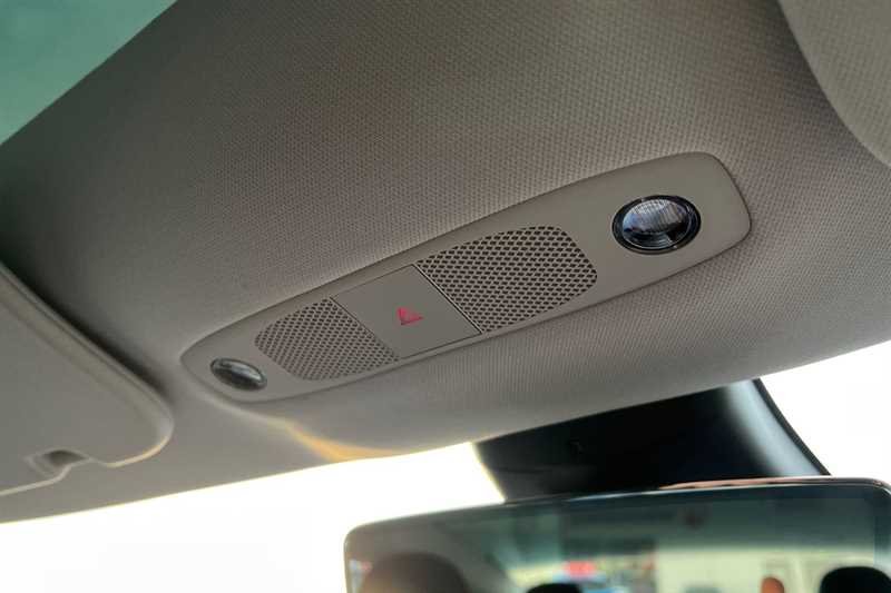 Used Tesla Model 3 2021 for sale - 77843971: Photo 48