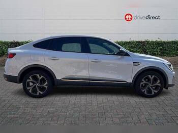 Used Renault Arkana 2023 for sale - 79783187: Photo