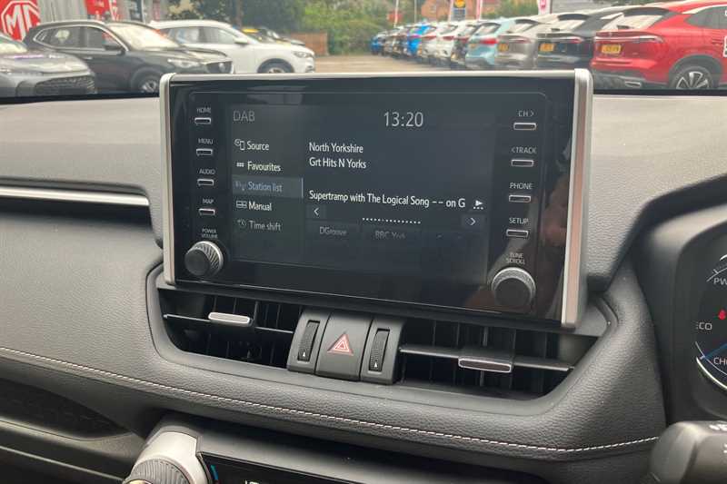 Used Toyota RAV4 2022 for sale - 77481145: Photo 17