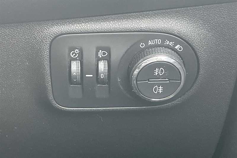 Used Vauxhall Corsa 2018 for sale - 76443704: Photo 48