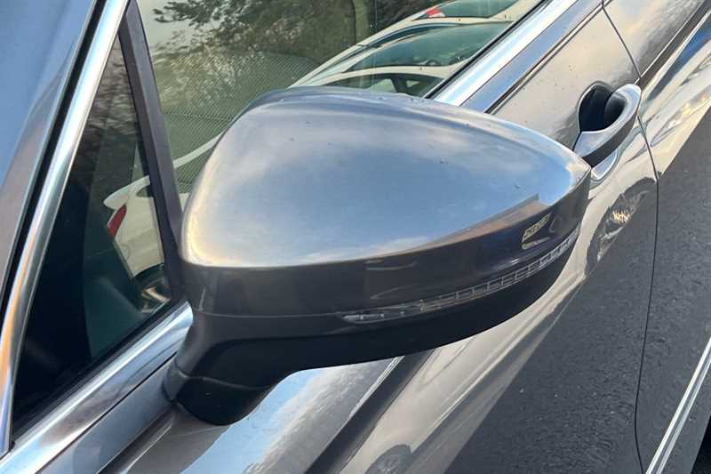 Used Volkswagen Tiguan 2020 for sale - 77349043: Photo 35